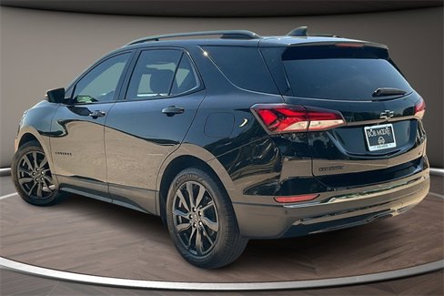 Used 2022 Chevrolet Equinox RS w/ RS Leather Package image 11