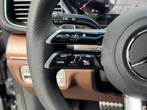 New 2026 Mercedes-Benz GLS 450 4MATIC image 22