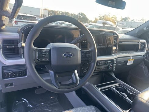 New 2026 Ford F250 XLT image 10