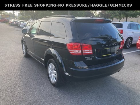 Used 2017 Dodge Journey SE w/ Flexible Seating Group image 5