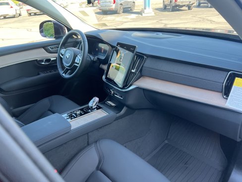 New 2026 Volvo XC90 B6 Plus image 39