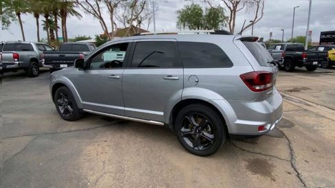 Used 2020 Dodge Journey Crossroad image 4