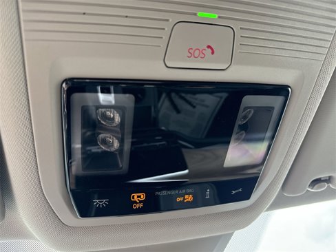 New 2025 Volkswagen Atlas SE image 37