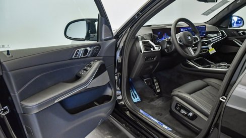 New 2026 BMW X7 M60i image 28