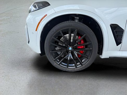 New 2026 BMW X5 xDrive40i w/ M Sport Package image 13