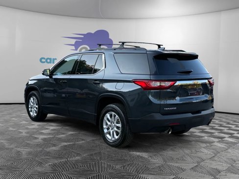 Used 2019 Chevrolet Traverse LT image 3