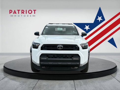 New 2025 Toyota 4Runner SR5 image 9