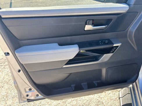 New 2025 Toyota Tundra Limited image 10