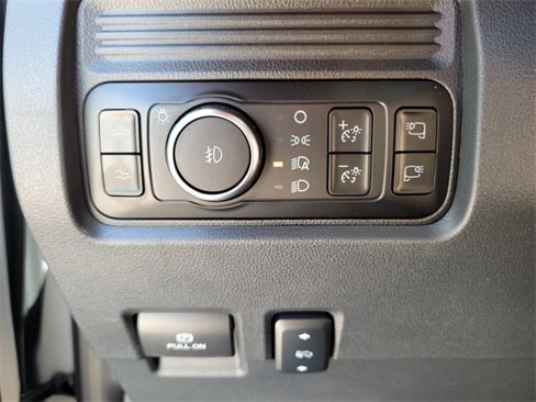 New 2025 Ford F250 Platinum image 24