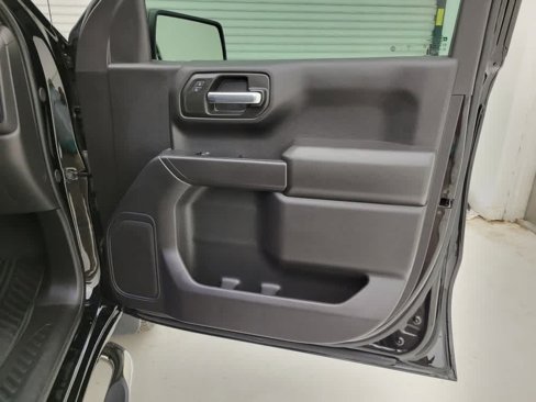 Certified 2024 Chevrolet Silverado 1500 Custom image 32