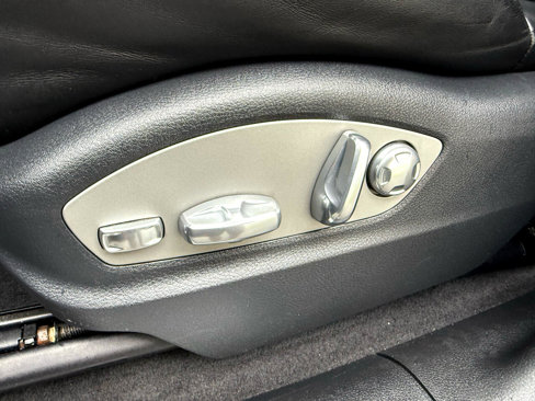 Used 2016 Porsche Macan S image 41