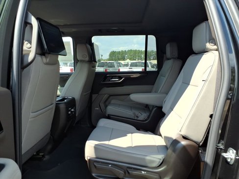 New 2026 GMC Yukon XL Elevation w/ Elevation Premium Package image 21