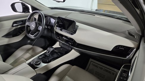 Used 2023 Nissan Rogue SL w/ SL Premium Package image 34