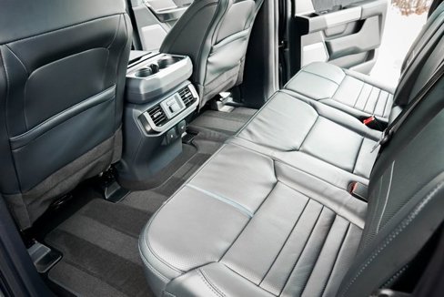 Used 2024 Ford F150 Platinum image 35