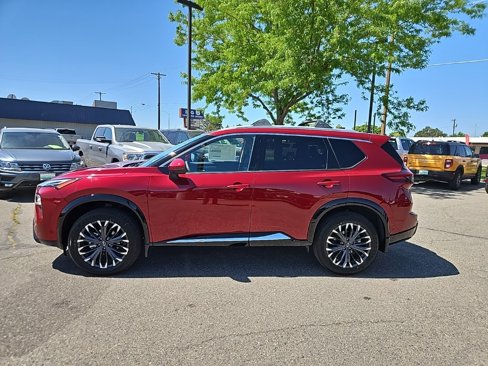 New 2025 Nissan Rogue Platinum image 4