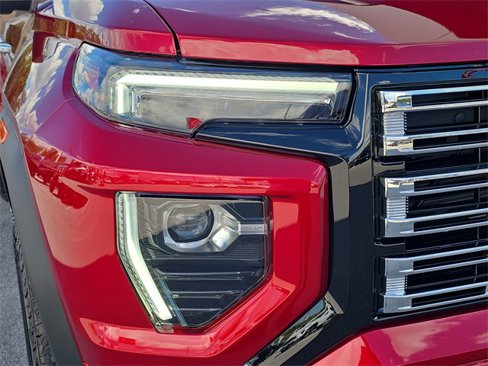 New 2026 GMC Canyon Denali image 11