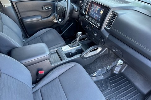 Used 2022 Nissan Frontier SV w/ Technology Package image 20