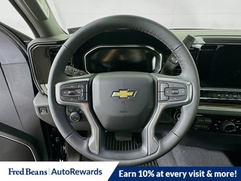 New 2026 Chevrolet Silverado 1500 LT w/ Z71 Off-Road Package image 7