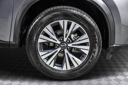 Used 2022 Nissan Rogue SV image 34