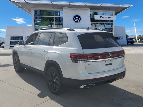 New 2026 Volkswagen Atlas SE image 3