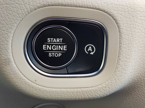 New 2026 Mercedes-Benz GLS 580 4MATIC image 21