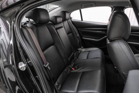 Used 2021 MAZDA MAZDA3 s image 38