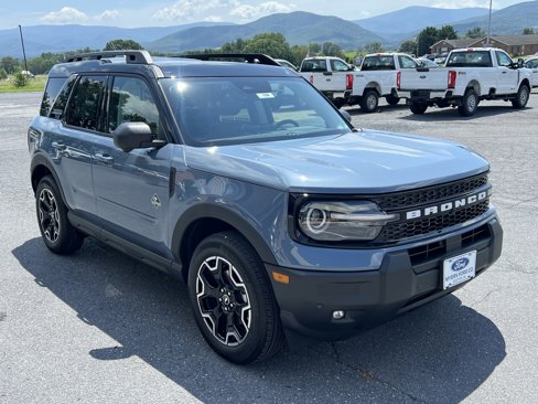 New 2025 Ford Bronco Sport Outer Banks image 4