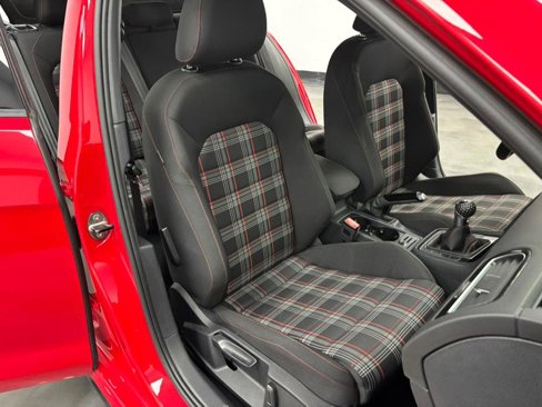 Used 2017 Volkswagen GTI GTI S image 36