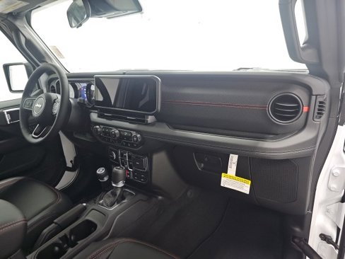 New 2025 Jeep Gladiator Rubicon w/ Safety Group image 12