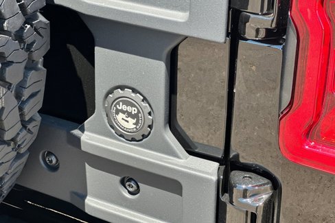 New 2025 Jeep Wrangler Unlimited Rubicon w/ Steel Bumper Group image 7