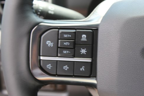 New 2025 Ford F250 Platinum image 21
