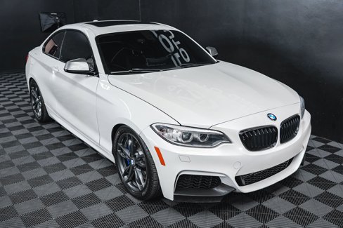 Used 2016 BMW M235i xDrive Coupe image 17