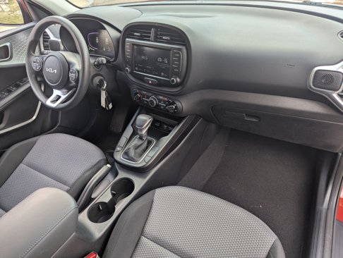 Certified 2023 Kia Soul LX image 10