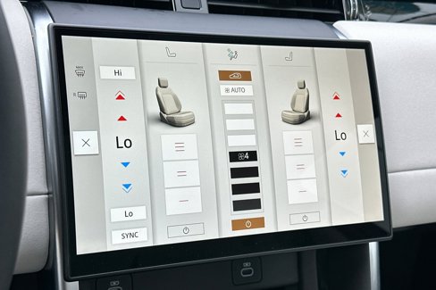 Certified 2024 Land Rover Discovery Sport S image 24
