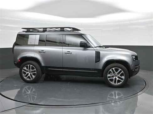 Used 2021 Land Rover Defender 110 X-Dynamic HSE image 4