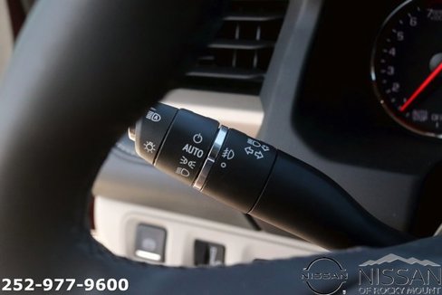 Used 2023 GMC Acadia Denali w/ Denali Ultimate Package image 25