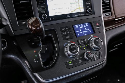 Used 2020 Toyota Sienna Limited Premium image 20