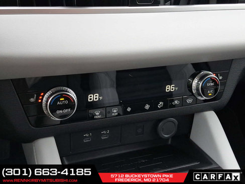 New 2025 Mitsubishi Outlander SE image 13
