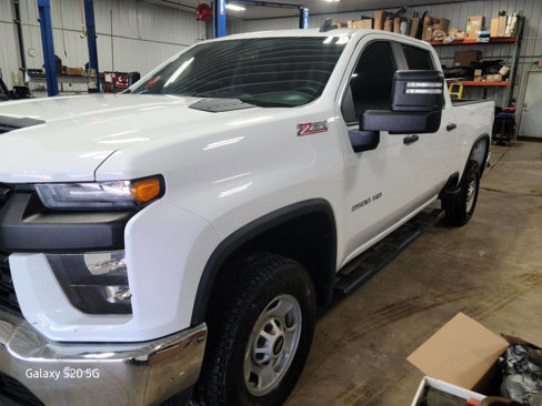 Used 2023 Chevrolet Silverado 2500 W/T w/ WT Convenience Package image 4