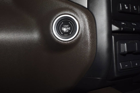 Used 2019 Chevrolet Silverado 1500 LTZ w/ LTZ Premium Package image 11