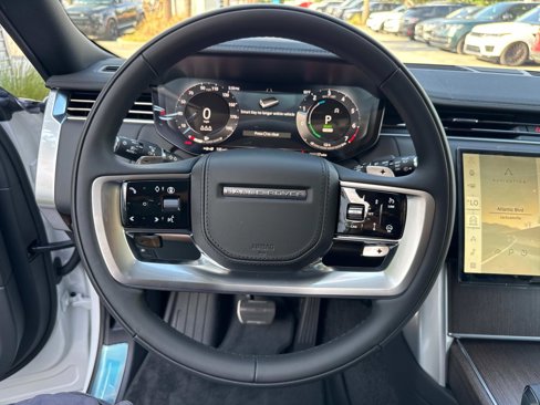 New 2025 Land Rover Range Rover SE image 28