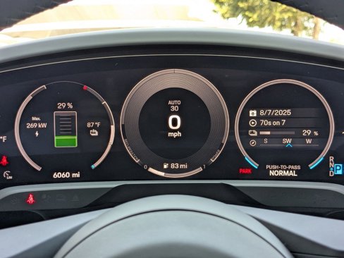 Certified 2025 Porsche Taycan 4S image 16