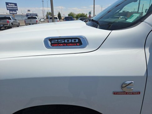 Used 2024 RAM 2500 Laramie image 12