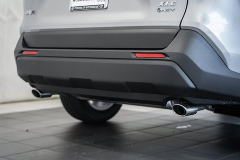 New 2025 Toyota RAV4 XLE image 8