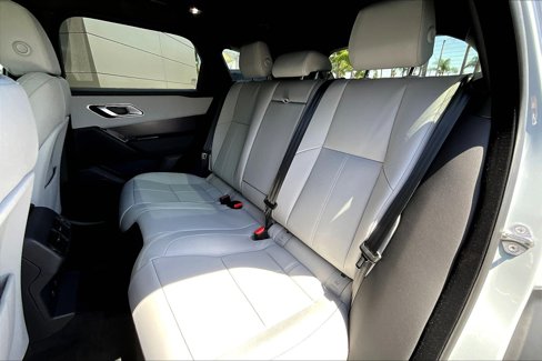 New 2026 Land Rover Range Rover Velar Dynamic SE image 10