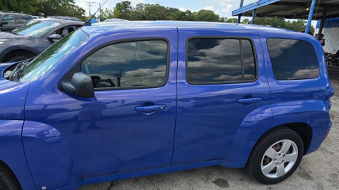 Used 2008 Chevrolet HHR LS image 2