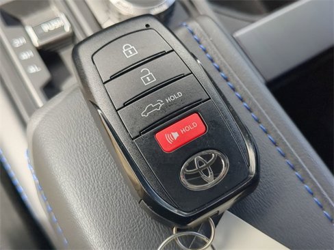 Used 2024 Toyota Tundra Platinum image 16