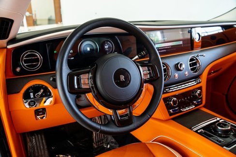 Used 2024 Rolls-Royce Spectre w/ Spectre Launch Package image 30
