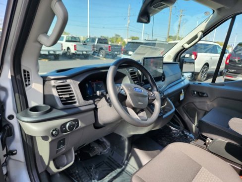 New 2026 Ford Transit 250 148 Medium Roof image 2