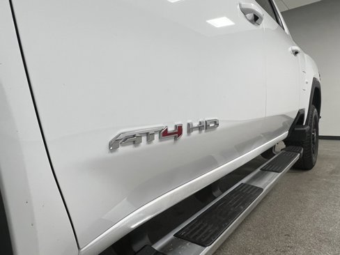 Used 2024 GMC Sierra 3500 AT4 w/ AT4 Preferred Package image 16